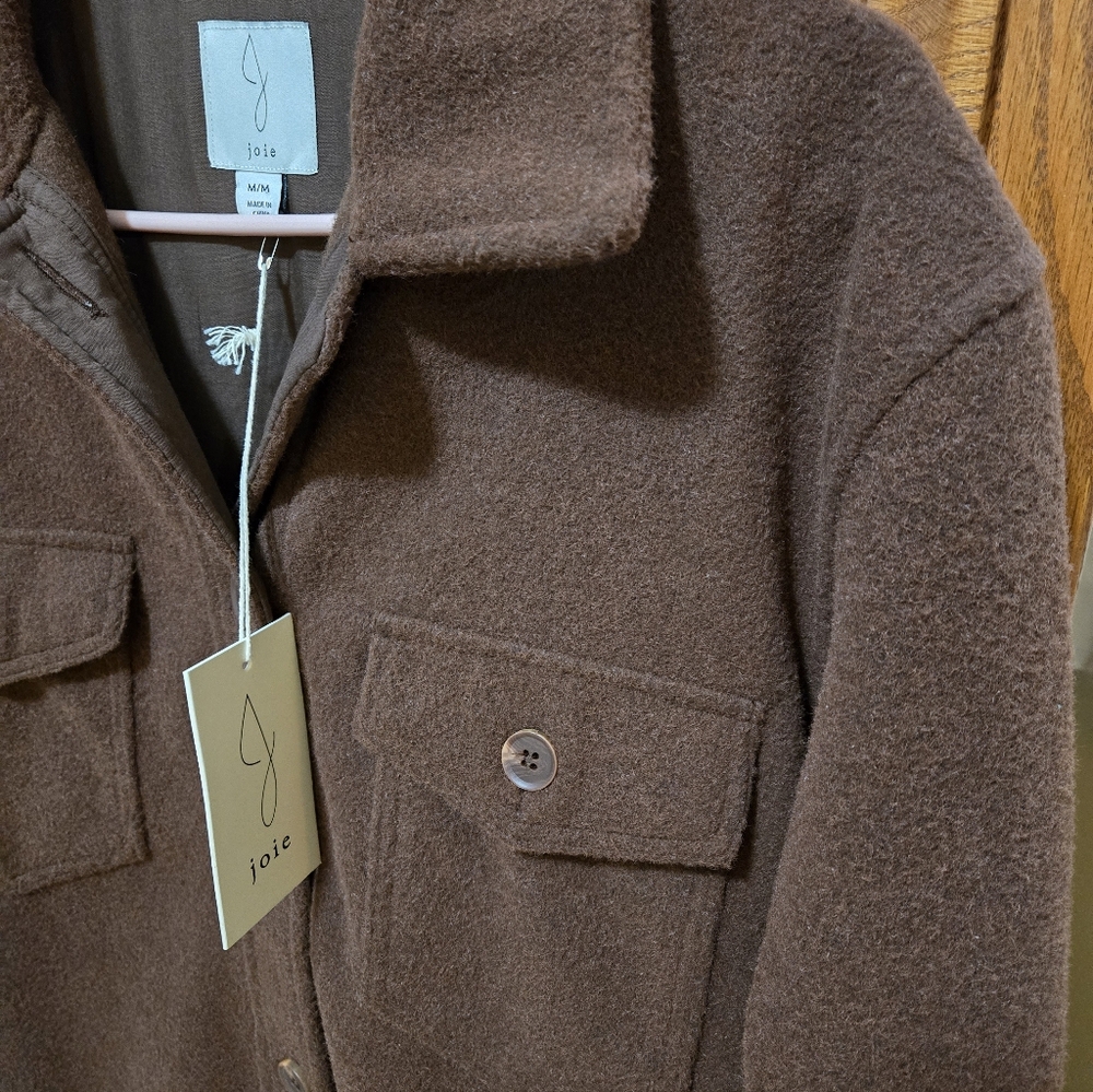 Jolie Shacket - Picture 3 of 4